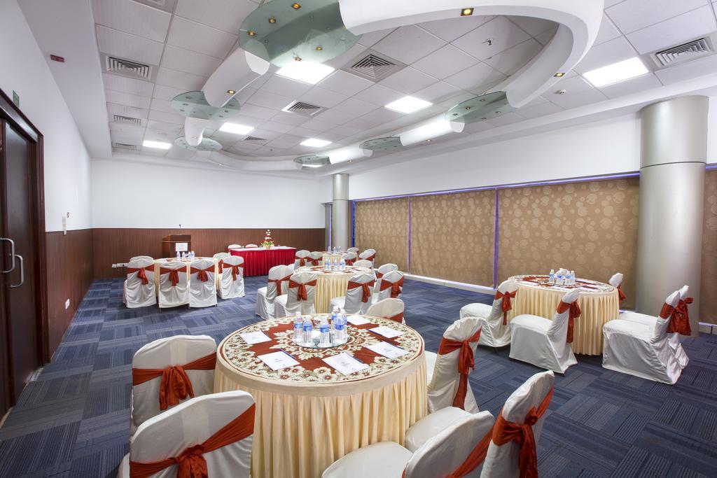 Hotel Atithi Pondicherry Bagian luar foto
